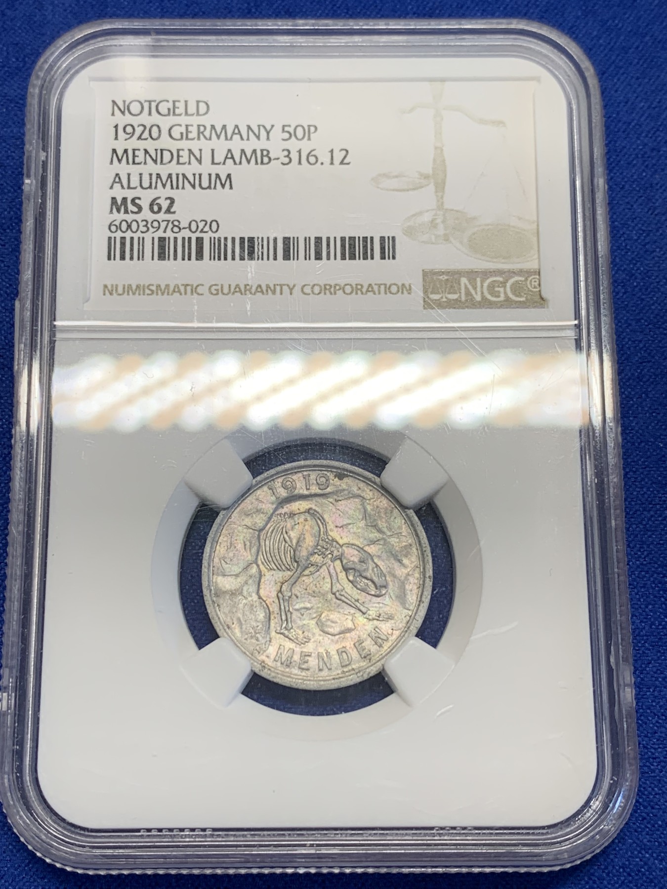 《竞宝斋》第201场-周日，周一 2场 (全场包邮) NGC-MS62 德紧门登洞熊铝币 德紧玩家必备品种 名誉品 带点彩包浆 少见