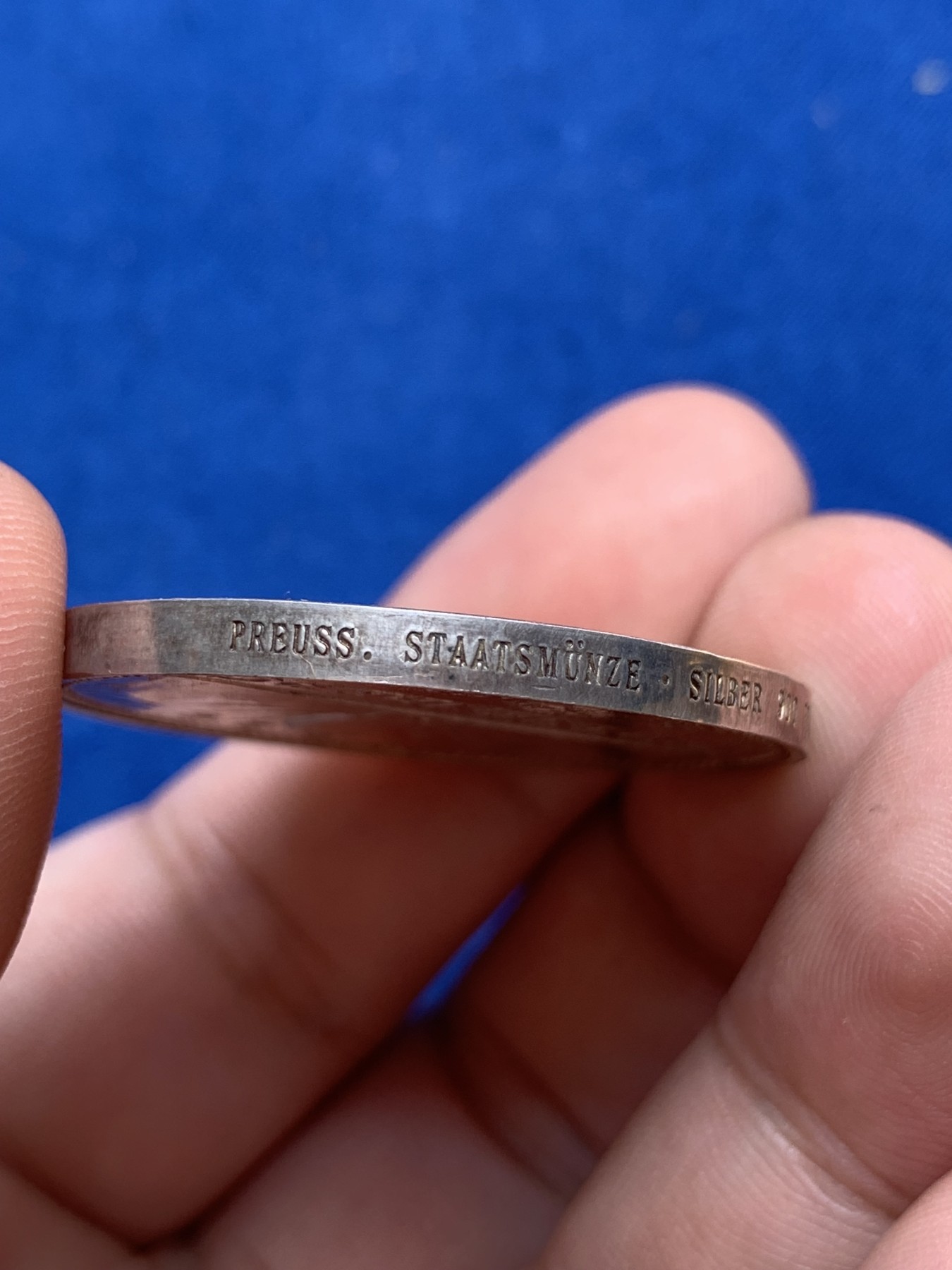 《竞宝斋》第201场-周日，周一 2场 (全场包邮) 1928年 德国 兴登堡 坦能堡大捷银章 淡金包浆 少见品种