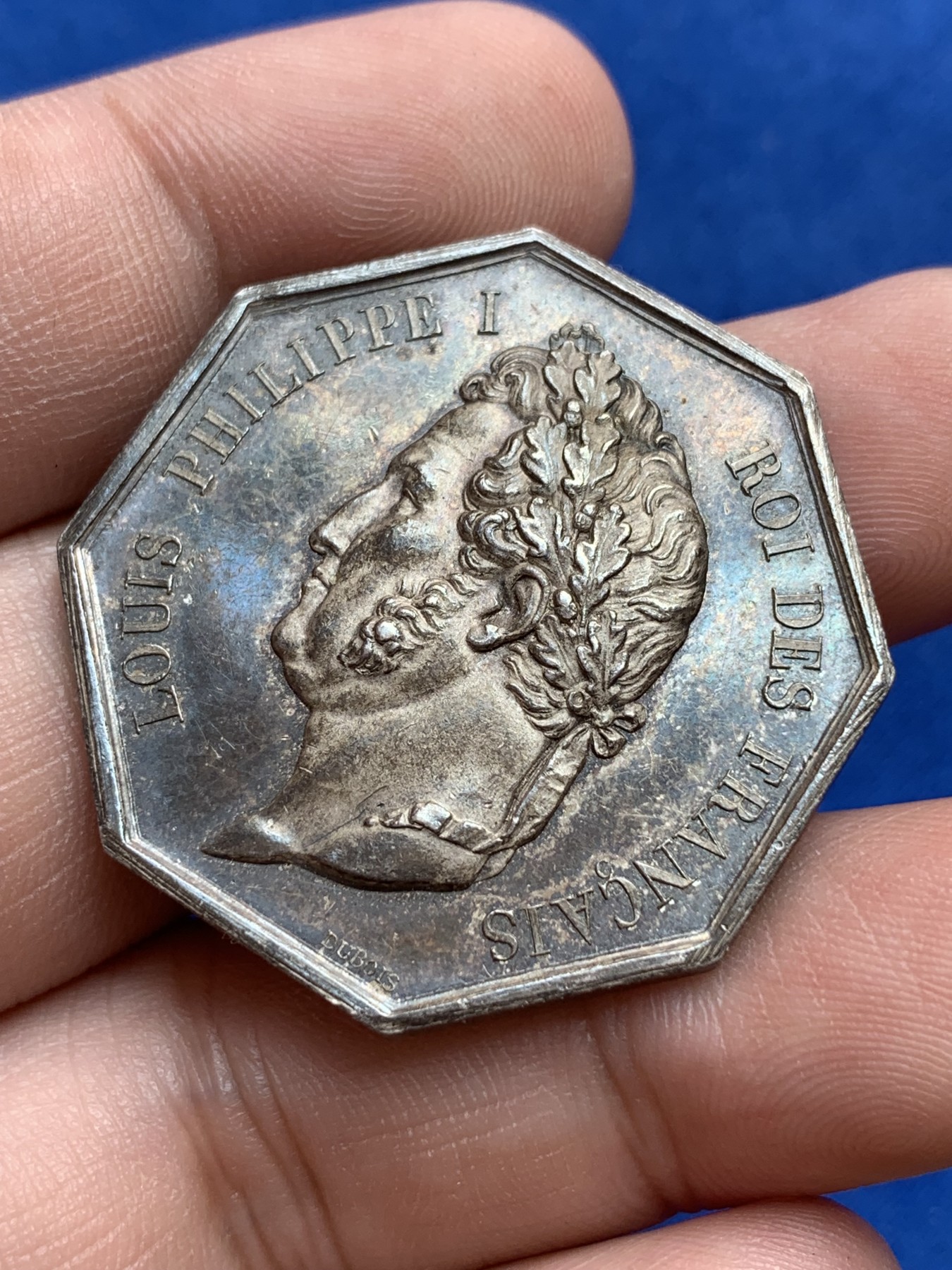 《竞宝斋》第201场-周日，周一 2场 (全场包邮) 法国1831年菲利普一世 马赛商会 高浮雕 银制JETON代用币 深彩包浆 可以送评 对角37.5mm 重18.9克