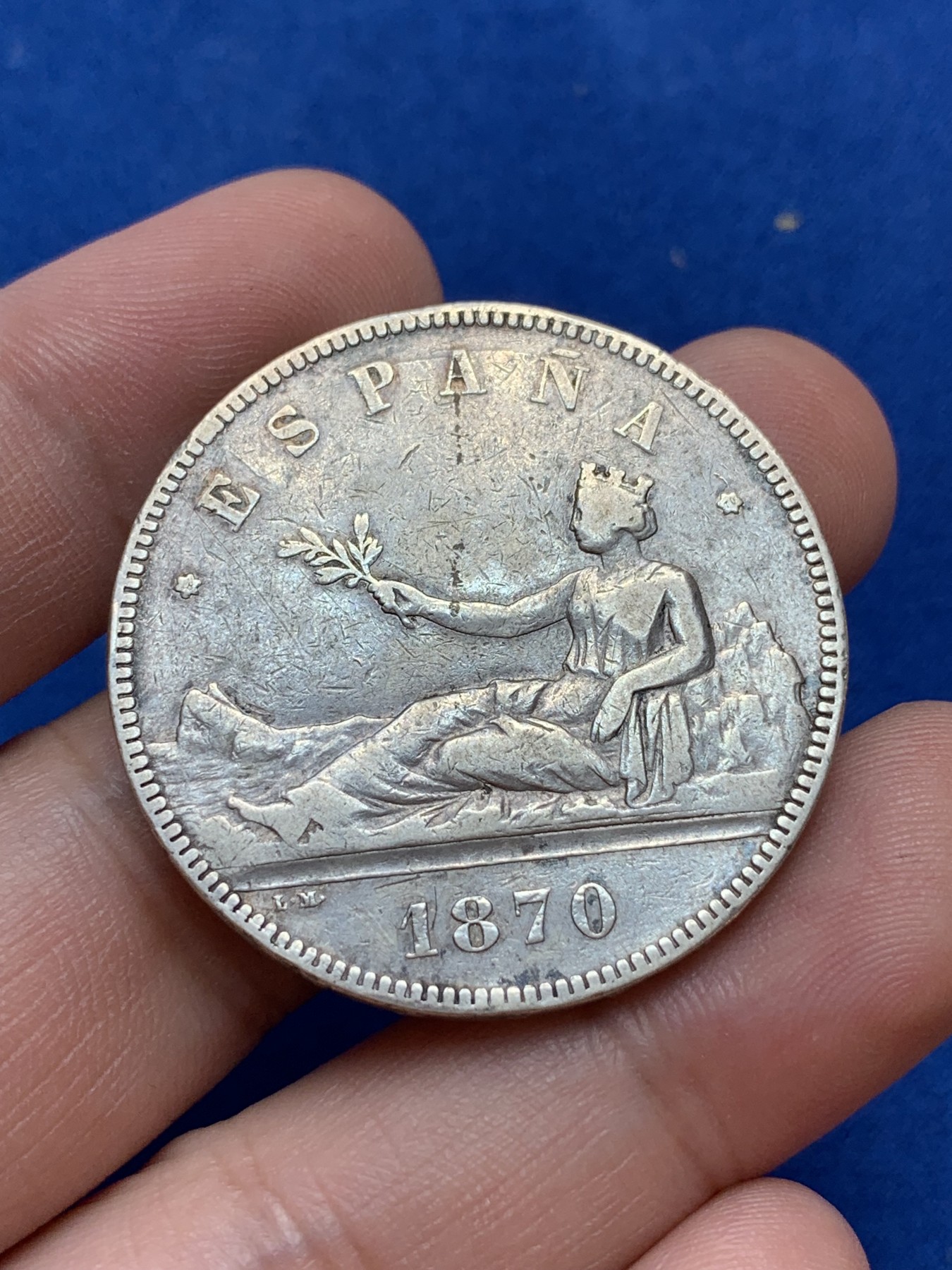 《竞宝斋》第201场-周日，周一 2场 (全场包邮) 西班牙1870年拿花女神5比塞塔双柱银币