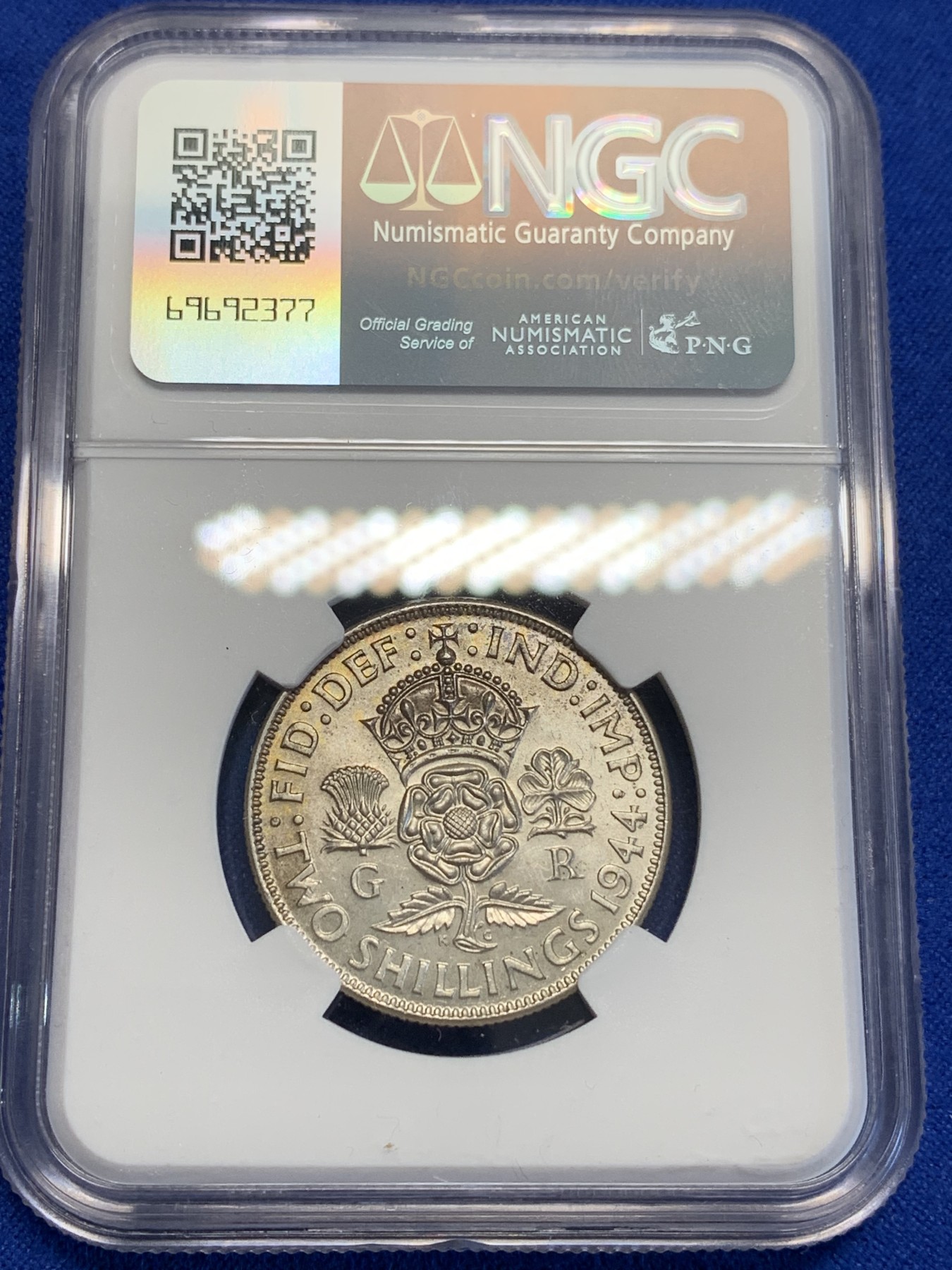 《竞宝斋》第201场-周日，周一 2场 (全场包邮) NGC MS62 英国  乔治六世 1944年 1福林银币 状态好