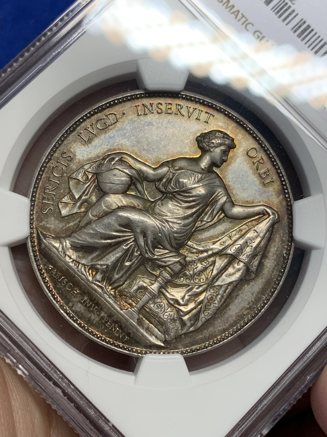 《竞宝斋》第201场-周日，周一 2场 (全场包邮) NGC MS62 法国商业区银章 蜜蜂边铭 1860-1879年 早期品种 PL底板 包浆非常漂亮 两面设计都好看