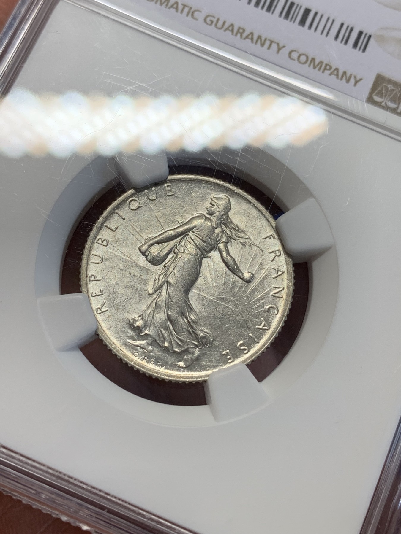 《竞宝斋》第201场-周日，周一 2场 (全场包邮) NGC AU58  1915年 法国播种1法郎银币