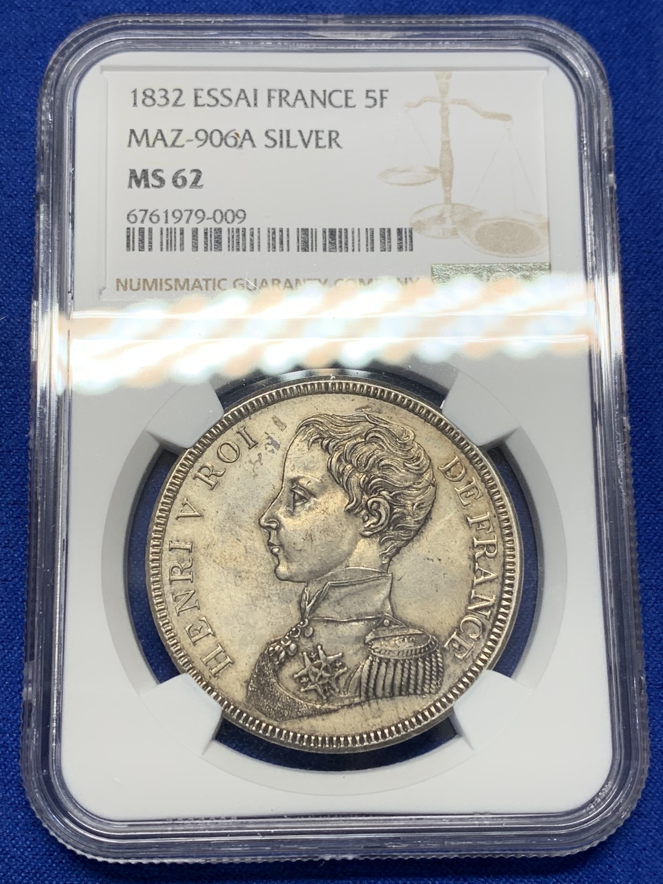 《竞宝斋》第201场-周日，周一 2场 (全场包邮) NGC-MS62 1832年法国亨利五世5法郎 样币 亨利五世仅仅做了7天的法国国王就被迫让位给路易菲利普，正统派的拥立对象 首见1832年