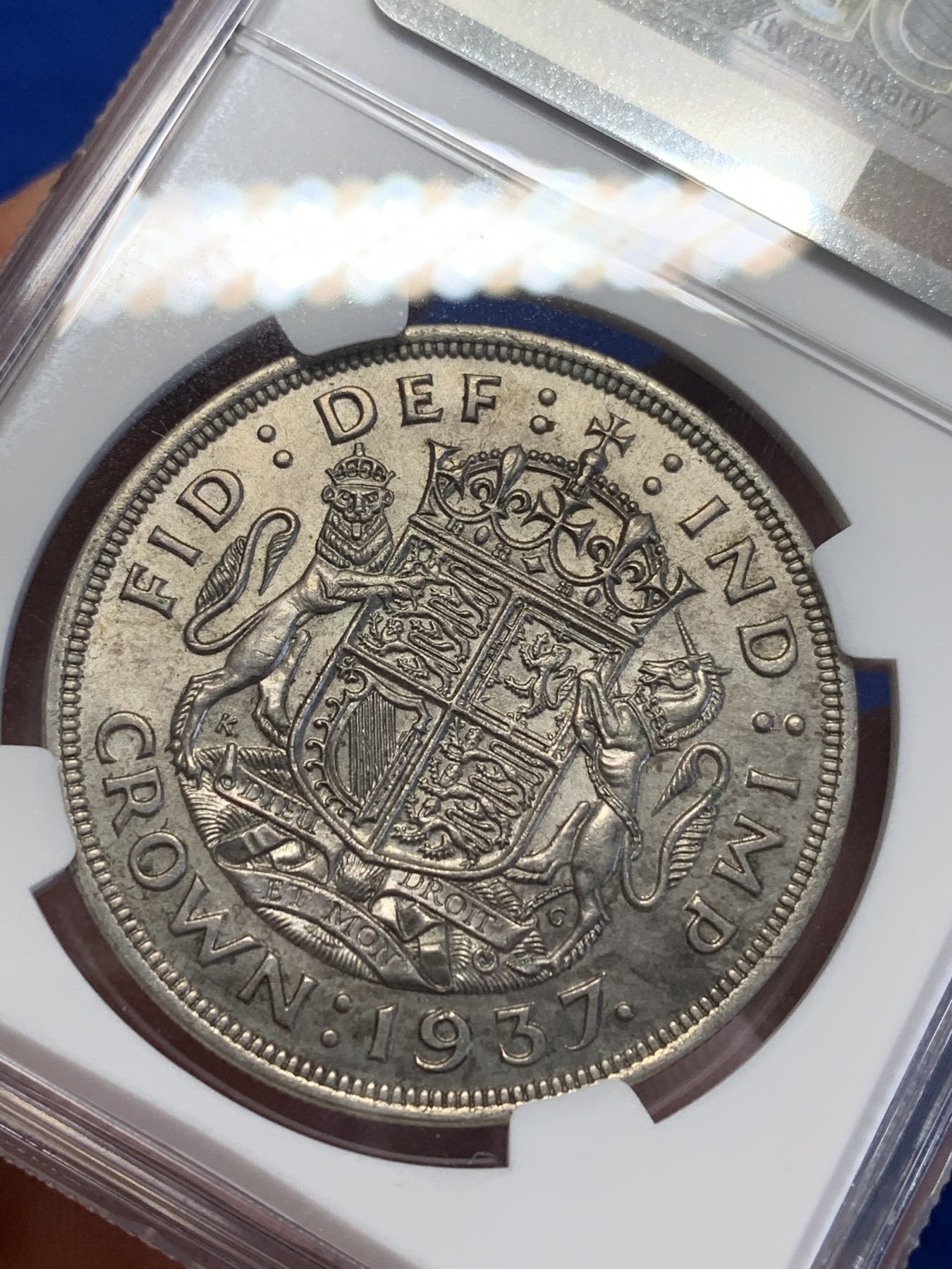 《竞宝斋》第201场-周日，周一 2场 (全场包邮) NGC- MS63 英国1937年乔治六世克朗银币 63分的登基也不多