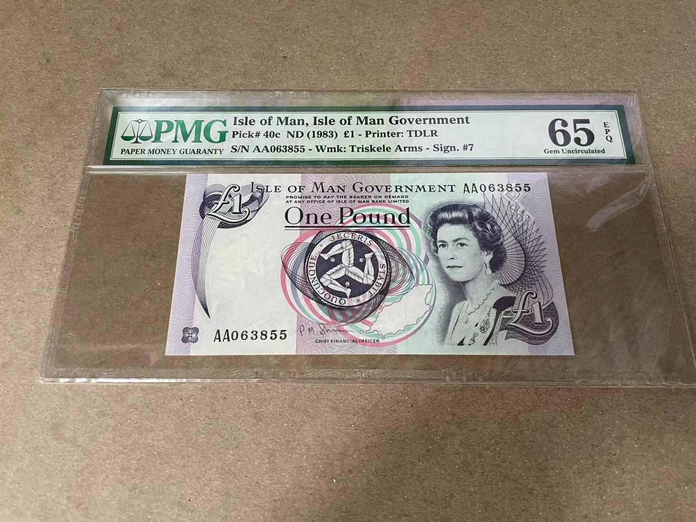 【Blue Auction】✨世界纸币精拍第375期【精】 【AA无47】马恩岛 1983年1镑 女王 PMG65EPQ 