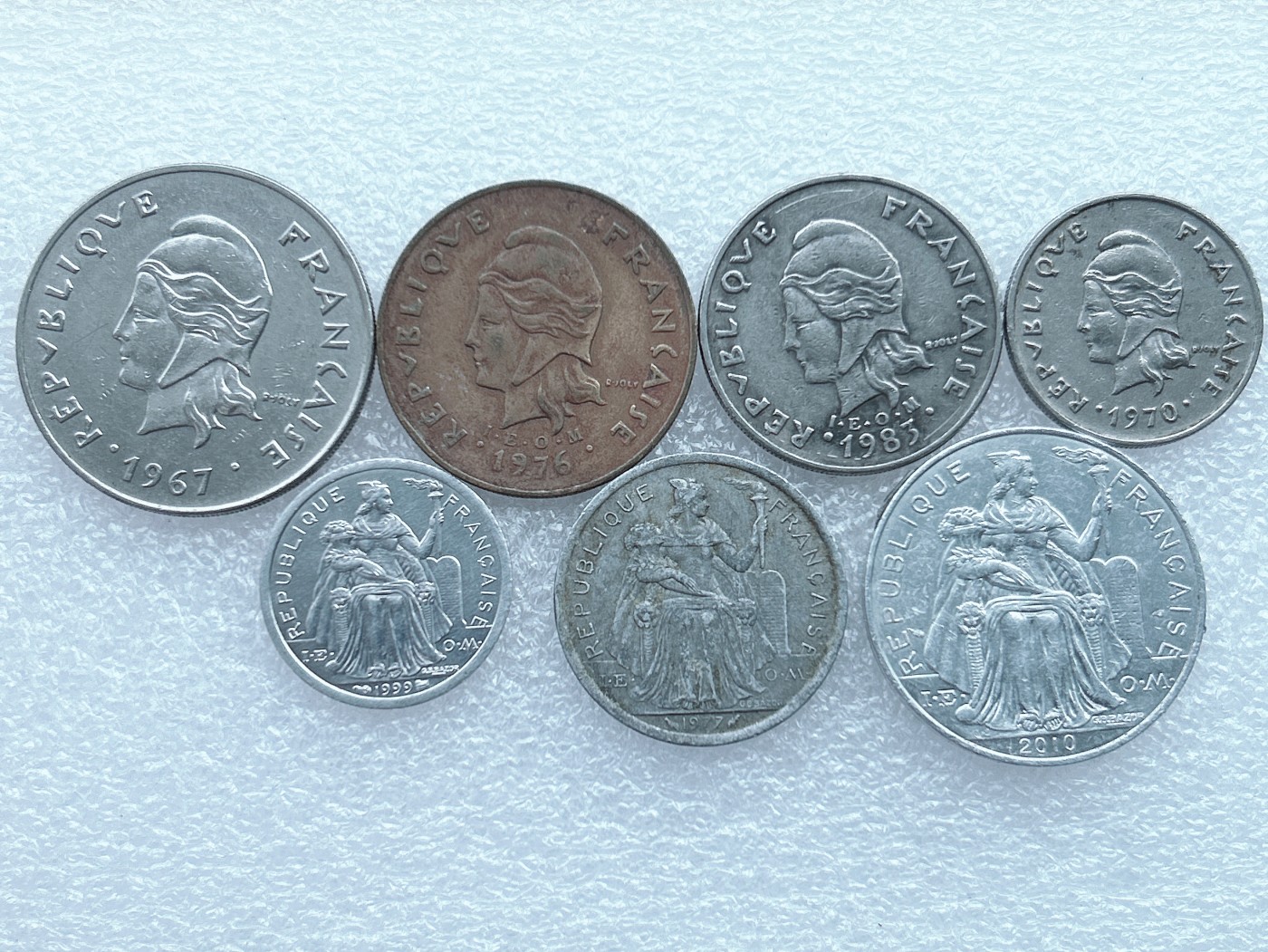 全场一元起拍 世界钱币散币场 第26期 法属新喀里多尼亚1-100法郎7枚套 自由女神像