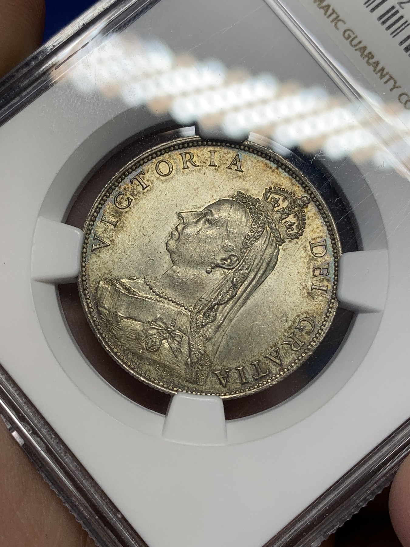 《竞宝斋》第201场-周日，周一 2场 (全场包邮) NGC MS63 英国1887年 维多利亚 弗洛林 2先令 BU状态