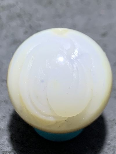 精美高玉化亚光海洋玉髓手工俏色巧雕一心向佛太极阴阳鱼意境2.0圆珠一个！ - 精美高玉化亚光海洋玉髓手工俏色巧雕一心向佛太极阴阳鱼意境2.0圆珠一个！