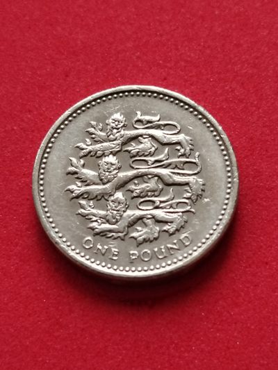 布加迪🐬～世界钱币🌾第44期 /  各国币专场  - 英国🇬🇧 1997 年 1英镑 英格兰三狮