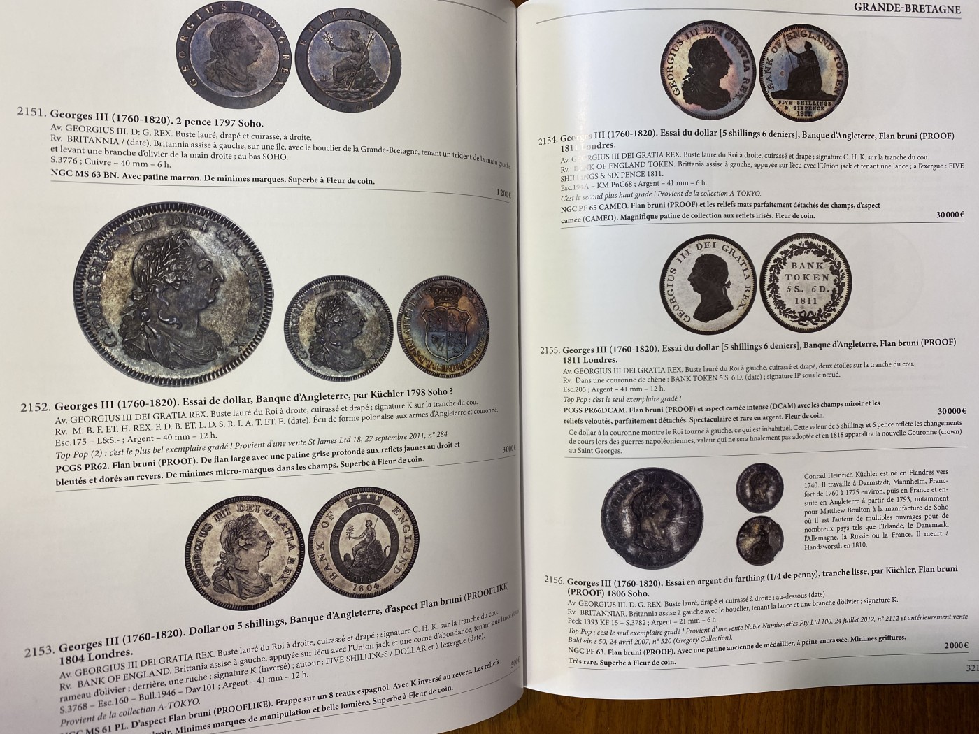 万国钱币拍卖第017期（中秋—国庆花好月圆夜特辑） 摩纳哥MDC十月拍卖目录一套两本 蓝色176页 白色576页（书籍较重请注意运费到付）