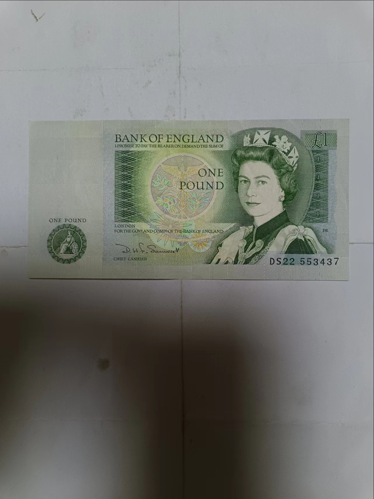 【20230928】非全新纸币第七十场 英国D序列1镑，好品