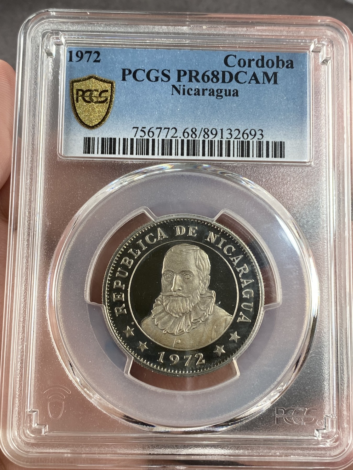 万国钱币拍卖第017期（中秋—国庆花好月圆夜特辑） PCGS PR68DCAM 1972年尼加拉瓜共和国精致镜面1科多巴 背面一处污迹