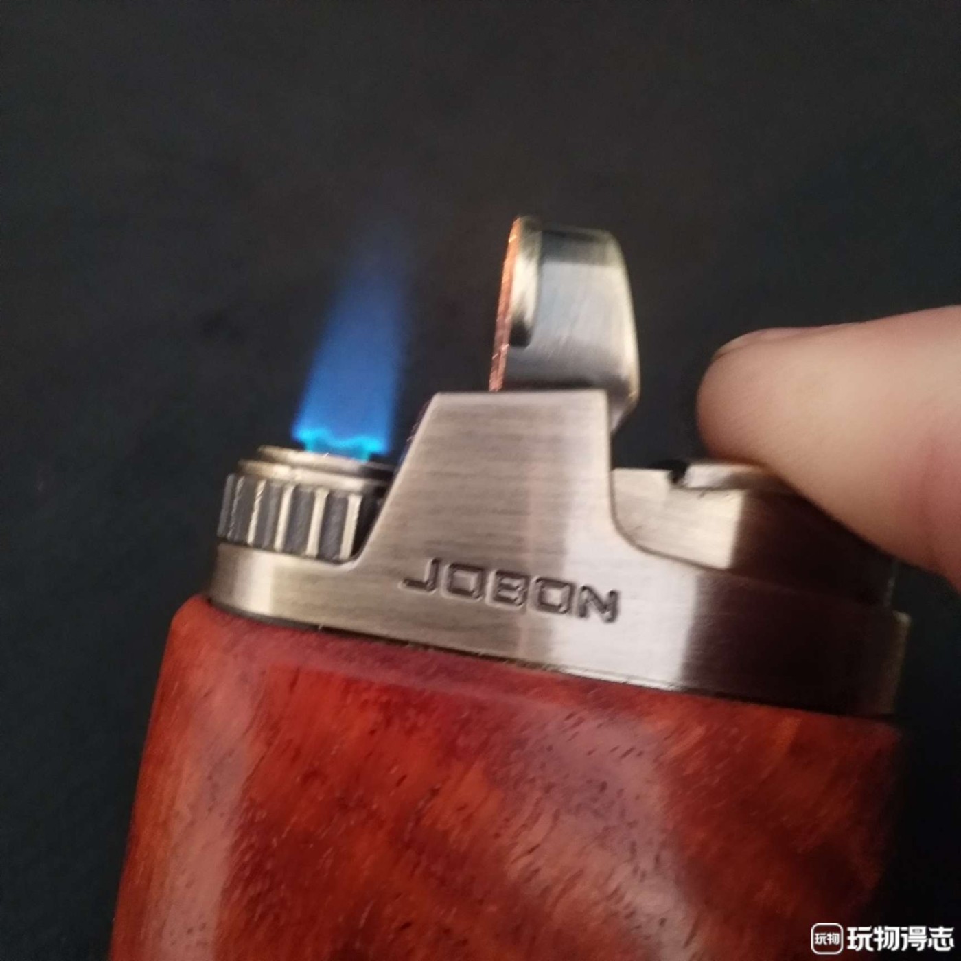 新款充气打火机