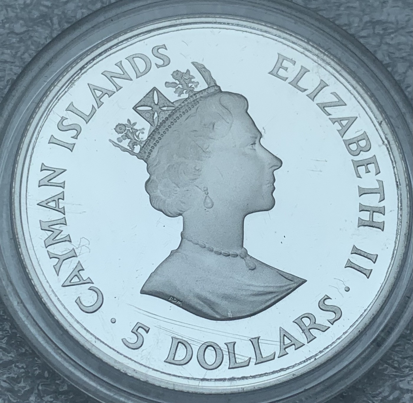 瓶子🏺第111期拍卖会 动物-鹦鹉 开曼1987年5元 精制纪念银币