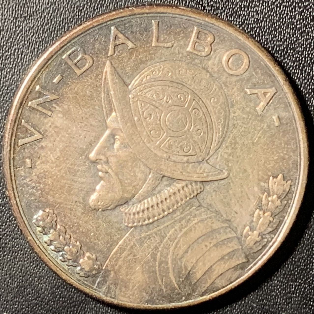 紫瑗钱币——第307期拍卖 巴拿马 1931年 巴尔沃亚 1波拿巴 26.73克 0.9银 五彩包浆