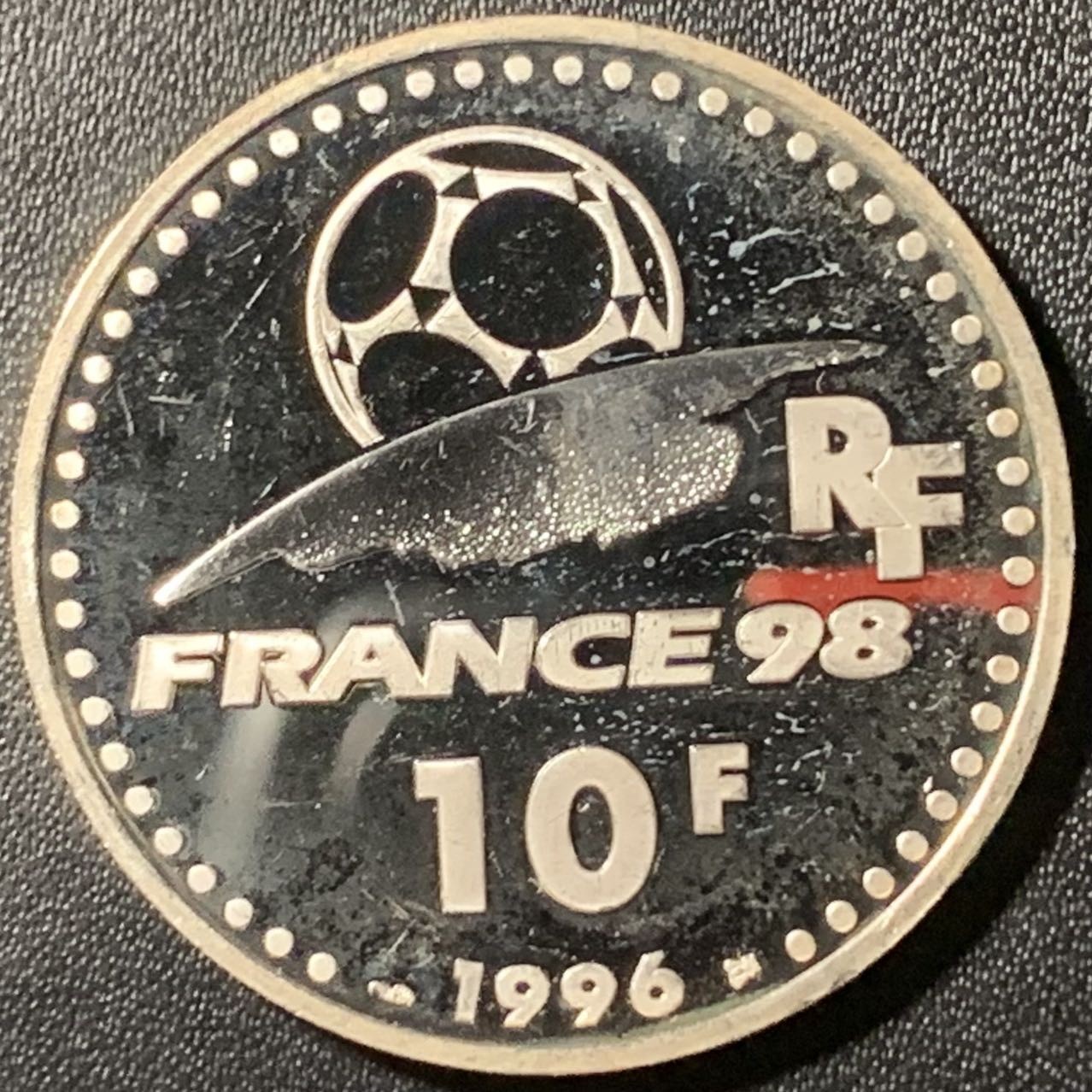 紫瑗钱币——第307期拍卖 法国 1996年 法国世界杯 进球 10法郎 21.16克 0.9银 精制（划痕）
