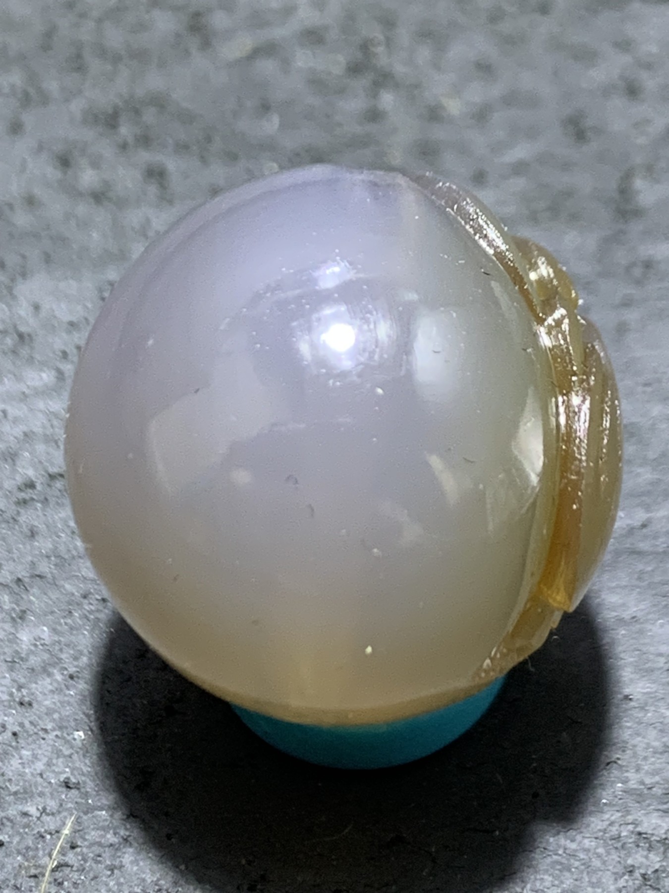 精美亚光高玉化巴西玛瑙手工俏色巧雕无相佛圆珠一个