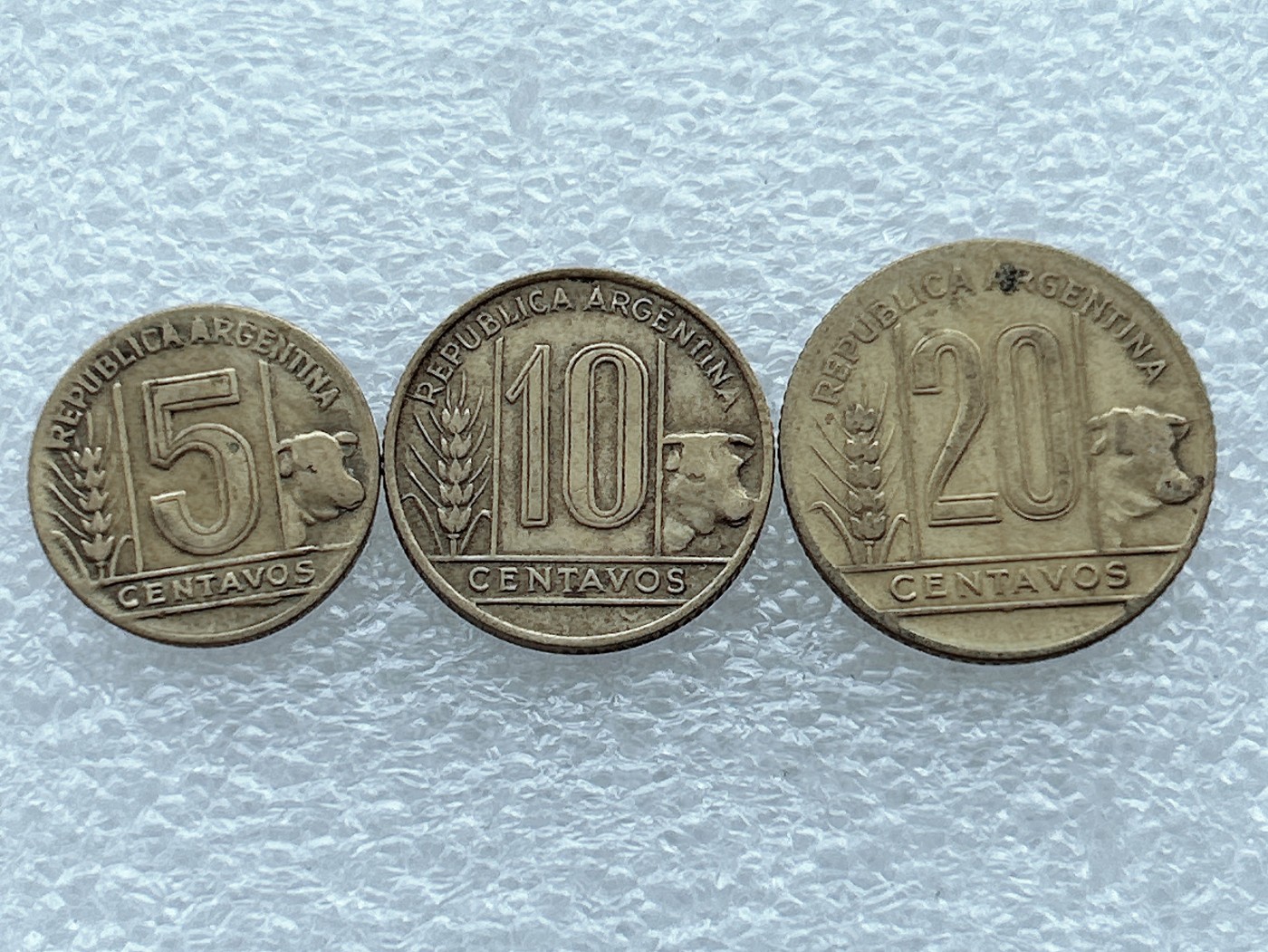 全场一元起拍 世界钱币散币场 第27期 阿根廷40年代奶牛版5-10-20分3枚组铜币