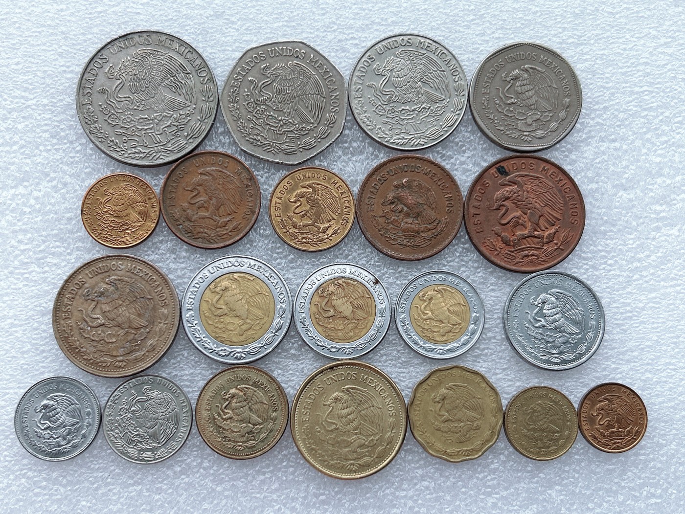 全场一元起拍 世界钱币散币场 第27期 墨西哥多个时期版本币