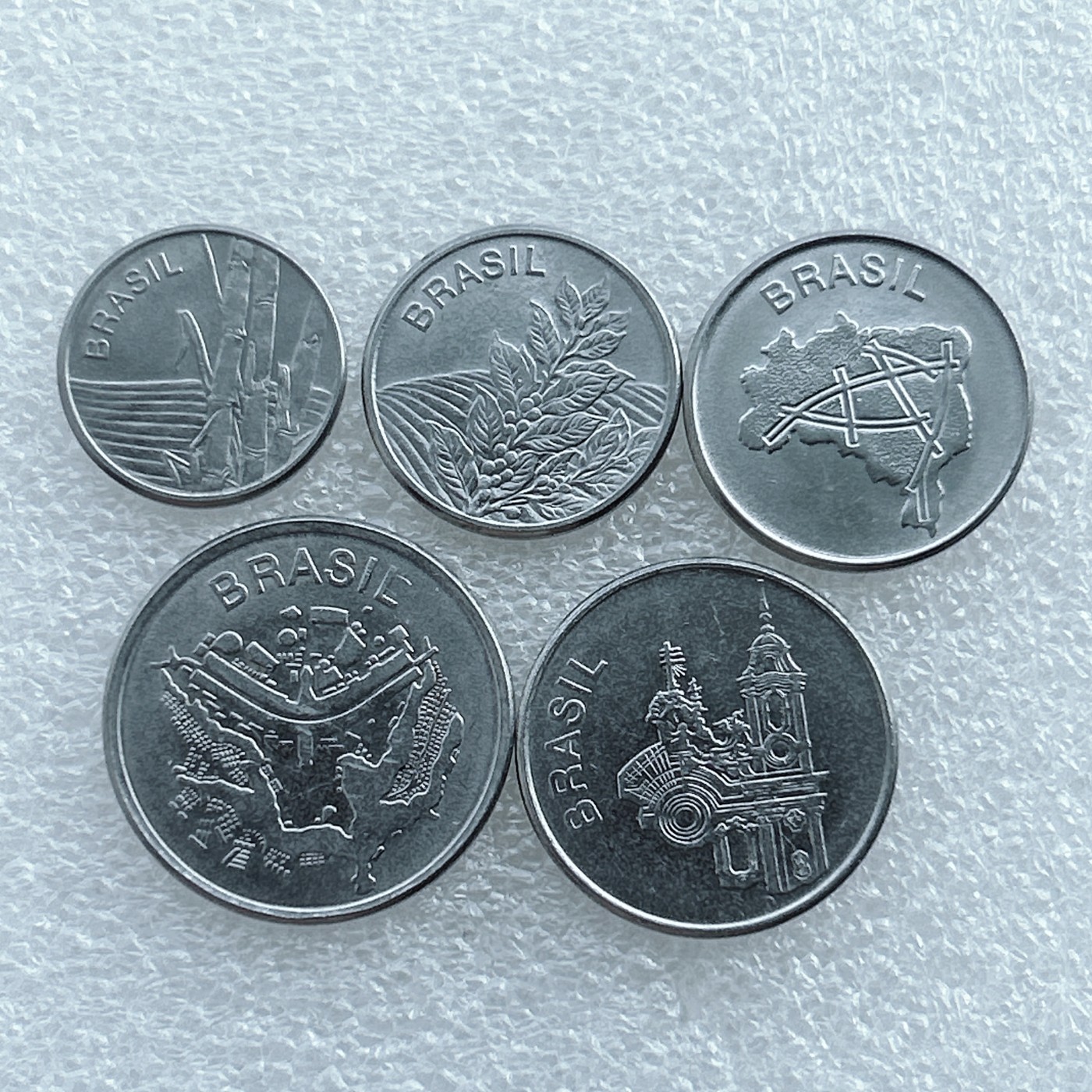 全场一元起拍 世界钱币散币场 第27期 巴西5枚一套