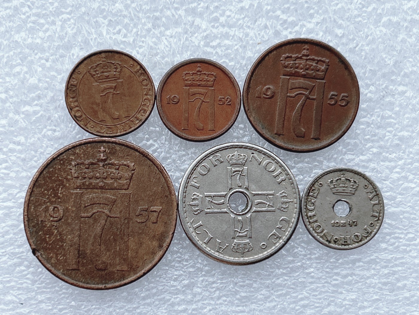 全场一元起拍 世界钱币散币场 第27期 有孔小7字版 挪威硬币