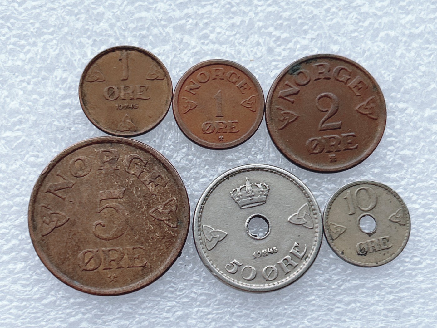 全场一元起拍 世界钱币散币场 第27期 有孔小7字版 挪威硬币