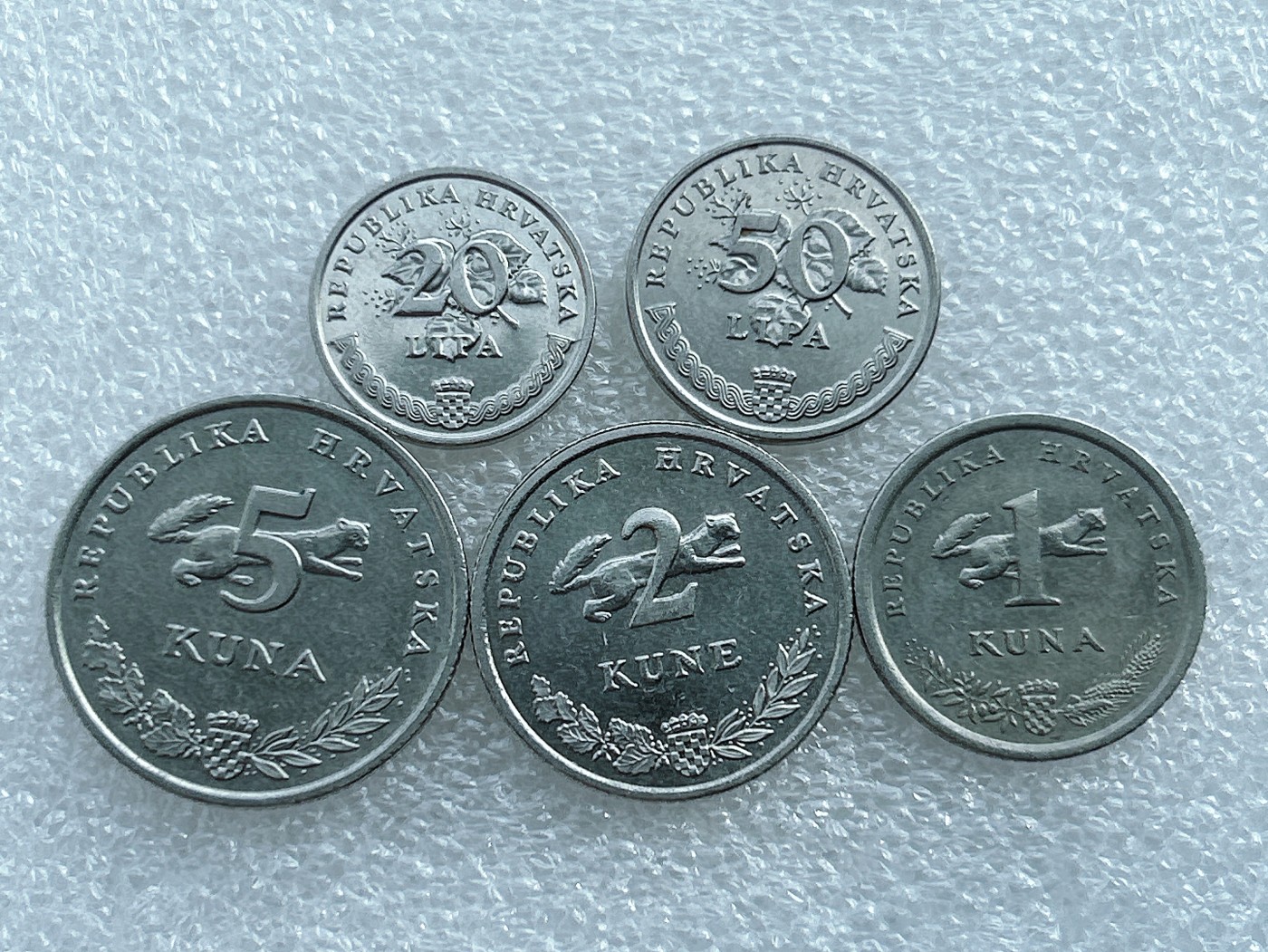 全场一元起拍 世界钱币散币场 第27期 克罗地亚5枚一套