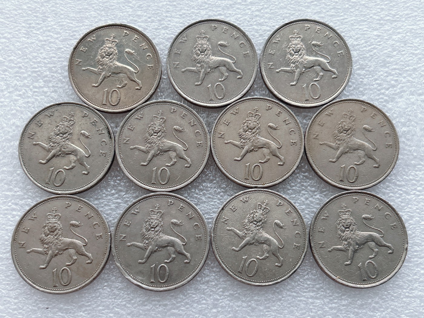 全场一元起拍 世界钱币散币场 第27期 英国10便士 青年女王版 11枚