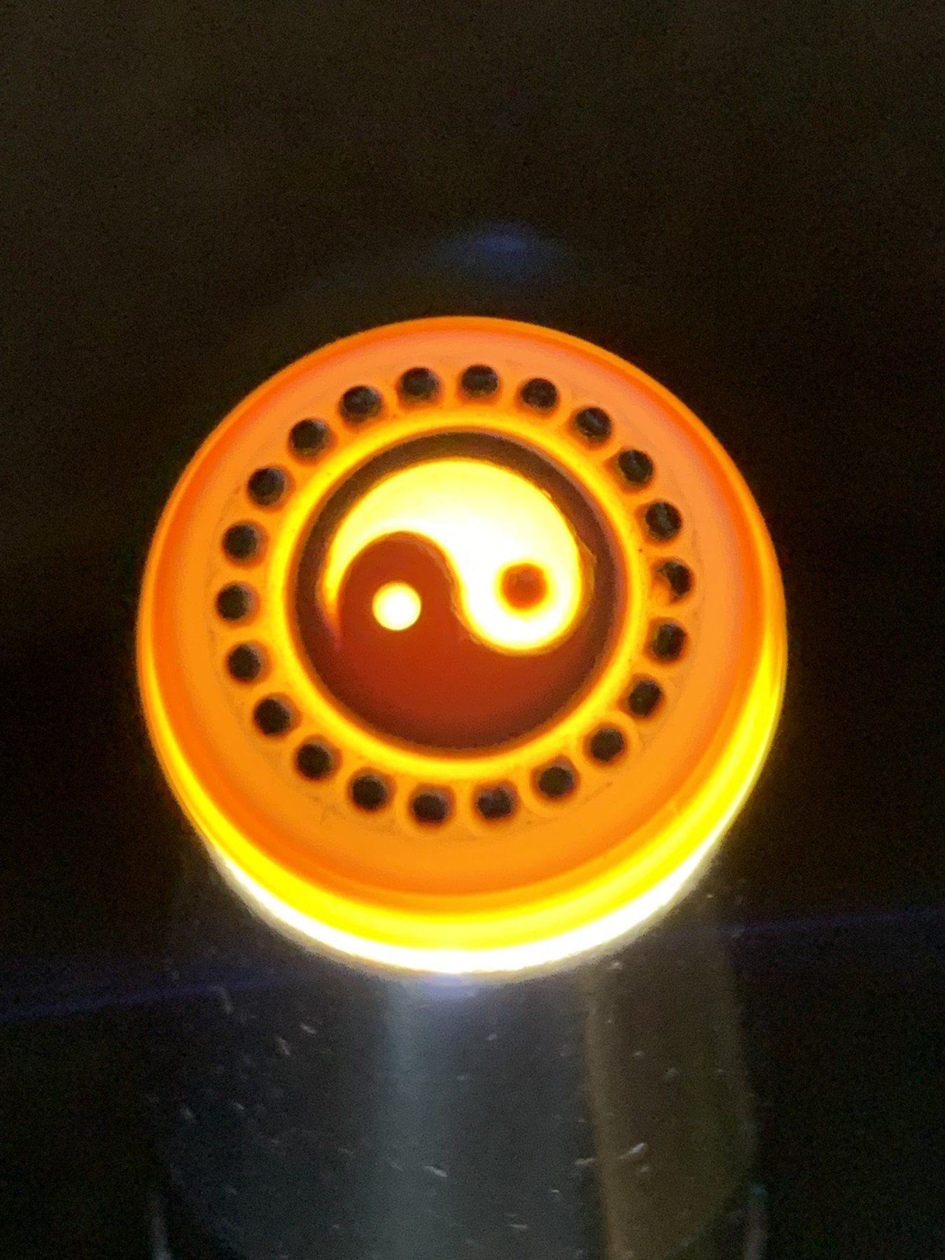 精品药师玛瑙手工雕刻太极珠子一颗