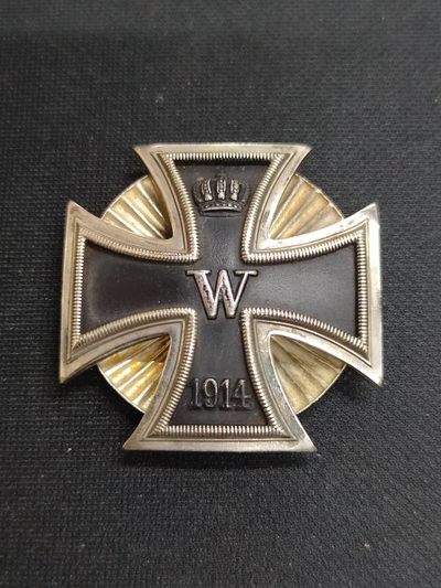 老王徽章拍卖第八期 - 德国一战一级铁十字勋章 稀少贝壳转轮版，带厂标