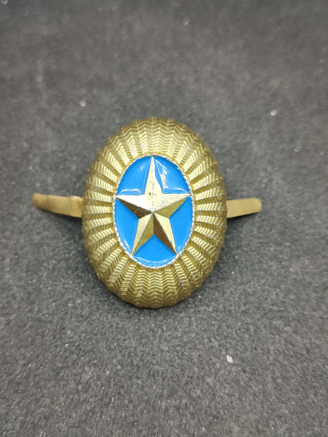 全场0元起拍 第96期 咸鱼国勋章拍卖专场 10月4日（周三）下午6：00开始 独联体 哈萨克斯坦 苏联模式帽徽