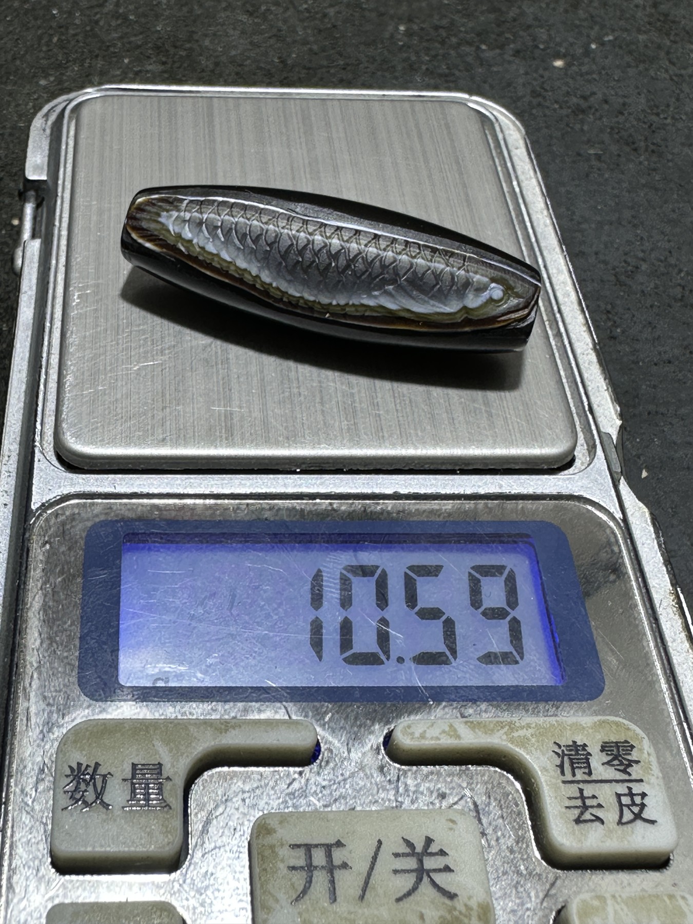 精品药师玛瑙手工雕刻富贵有鱼桶珠一颗