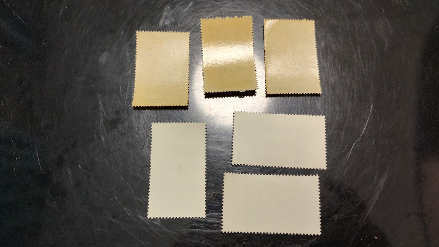 一月邮币社第四期拍卖国际邮票专场 葛洲坝新票一套和印尼运动等