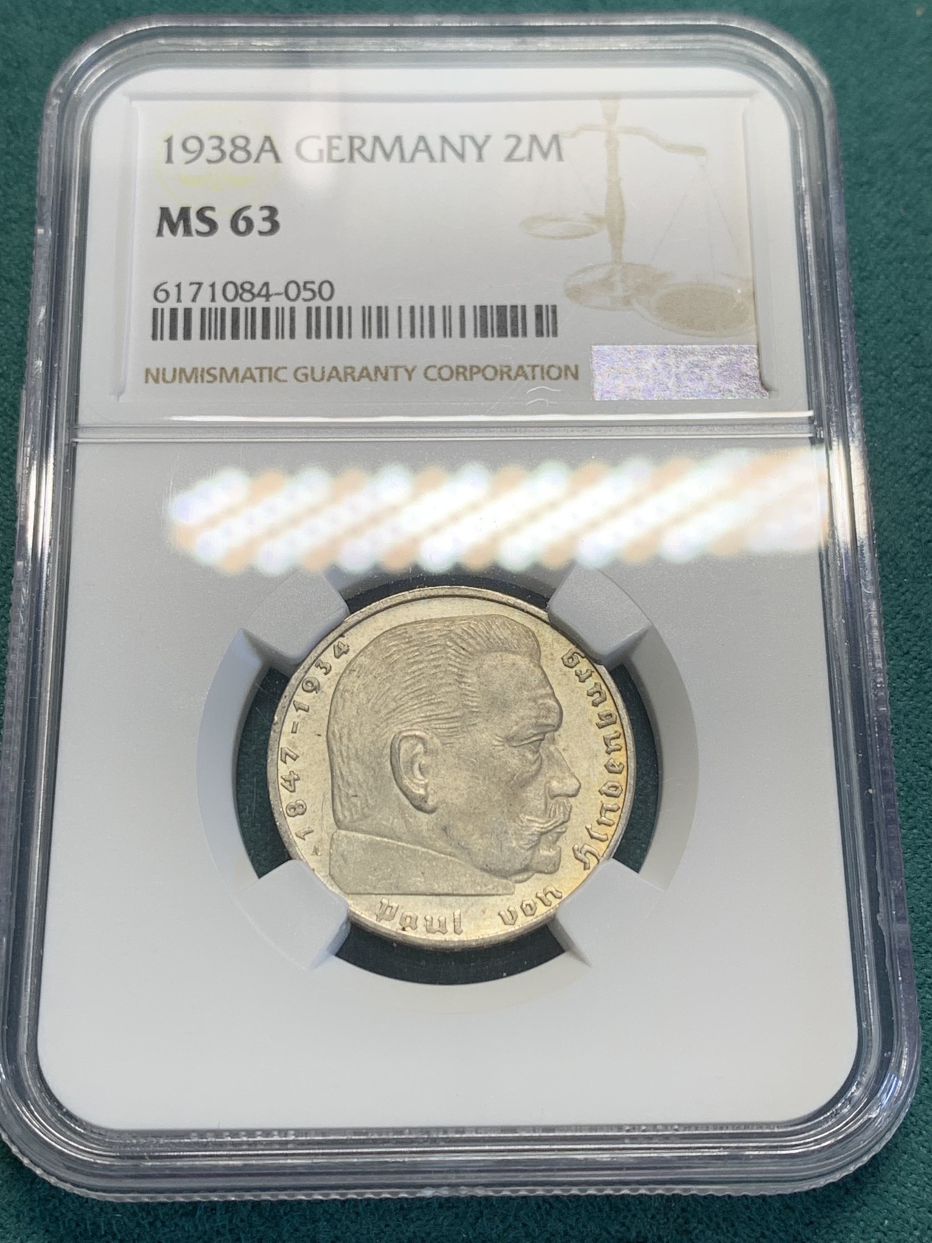 欢迎参加《竞宝斋》为国而庆 老张自藏专场 ，定制纪念章相赠 NGC MS63 德国 1938年 兴登堡 2马克银币 脸部无伤便是难得