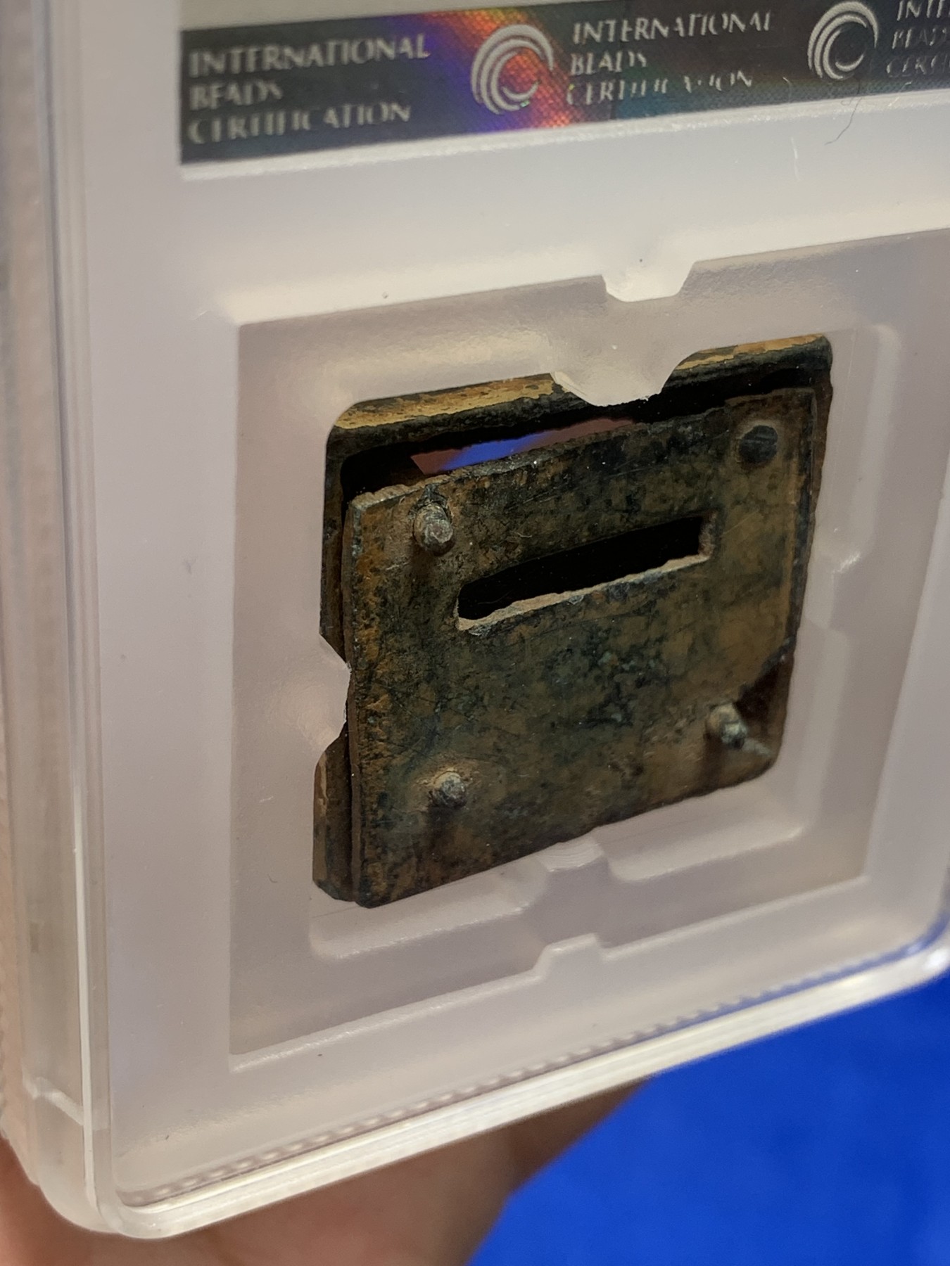 欢迎参加《竞宝斋》为国而庆 老张自藏专场 ，定制纪念章相赠 公博 IBC 评级 唐宋时期 鎏金带板