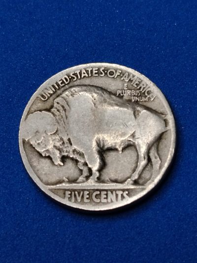 布加迪🐬～世界钱币🌾第 35 期 /  各国钱币  - 美国🇺🇸 5c 1920年 印第安酋长野牛镍币