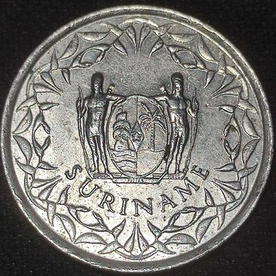 240126 苏里南25分20mm铜镍币年份随机发货