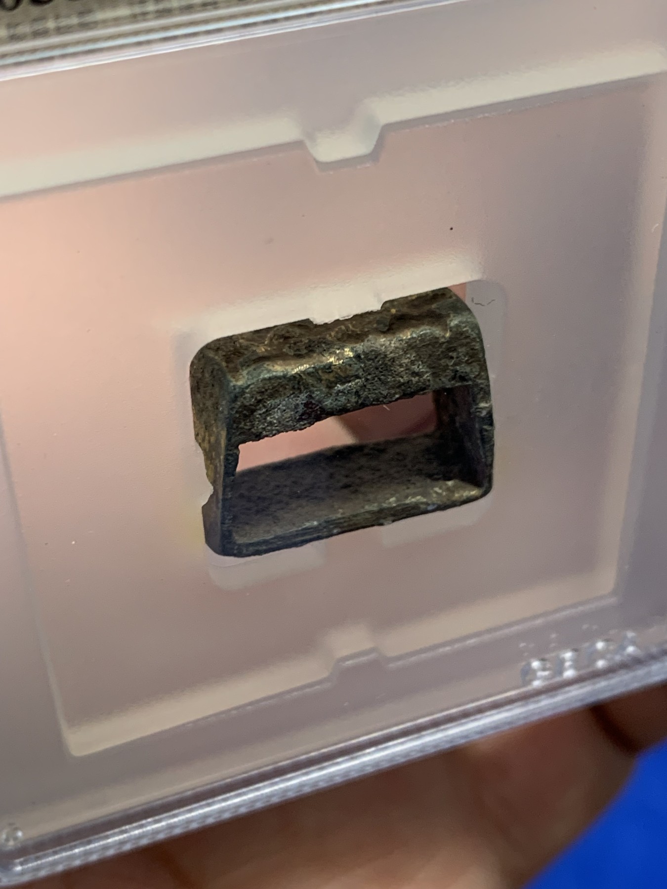 欢迎参加《竞宝斋》为国而庆 老张自藏专场 ，定制纪念章相赠 公博 IBC 评级 宋元时期 铜鎏金带扣