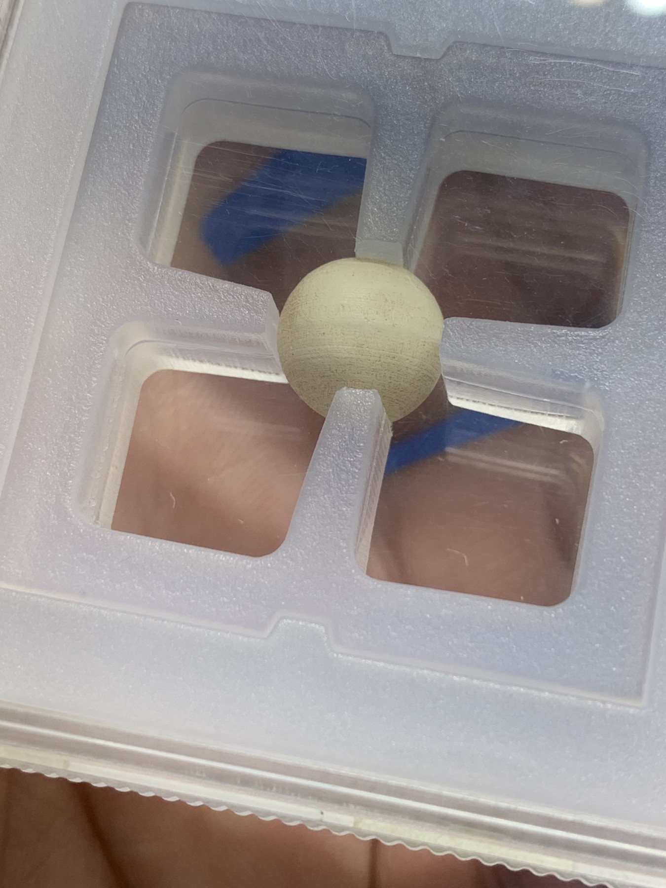 欢迎参加《竞宝斋》为国而庆 老张自藏专场 ，定制纪念章相赠 公博 IBC 评级 清代 琉璃圆珠