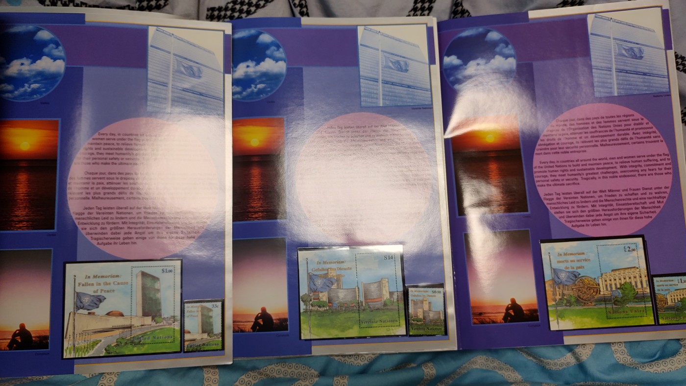 一月邮币社第四期拍卖国际邮票专场 1999年联合国年册3本