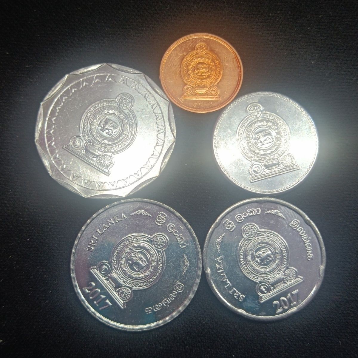 231002专场 斯里兰卡硬币套币