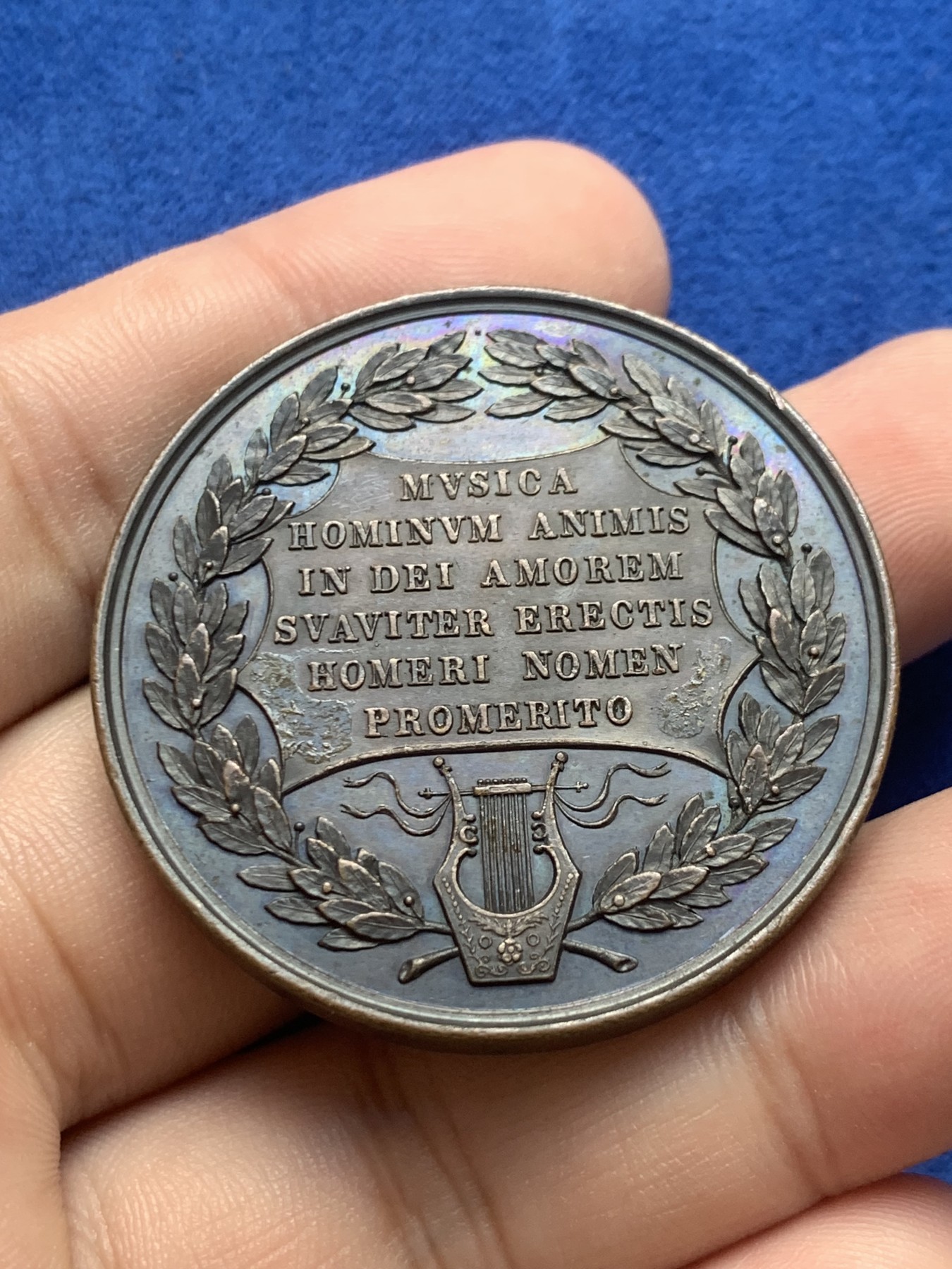 欢迎参加《竞宝斋》为国而庆 老张自藏专场 ，定制纪念章相赠 意大利 Girometti与Cerbara 作品 1850左右制作 大铜章9枚一组 单枚重量约49克41.6mm 巧克力包浆高浮雕 意大利的少见