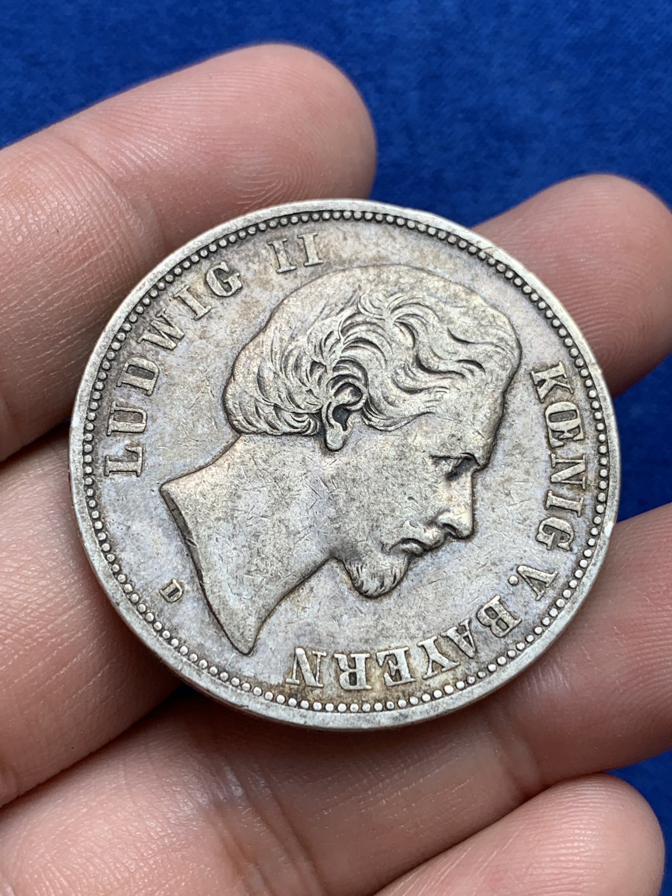 欢迎参加《竞宝斋》为国而庆 老张自藏专场 ，定制纪念章相赠 德国1874年巴代利亚路德维希二世5马克大银币 原味好品 细节很不错