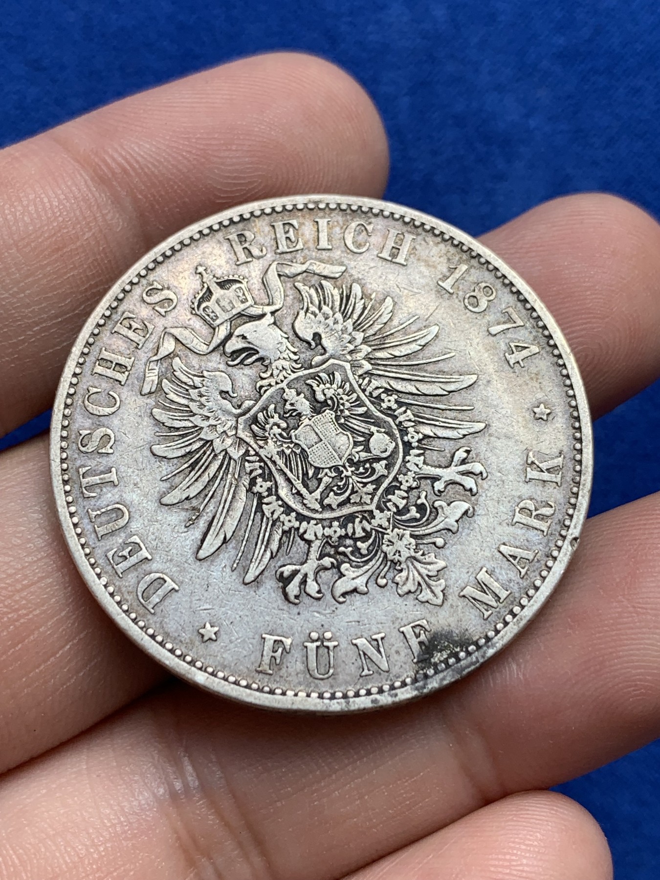 欢迎参加《竞宝斋》为国而庆 老张自藏专场 ，定制纪念章相赠 德国1874年巴代利亚路德维希二世5马克大银币 原味好品 细节很不错