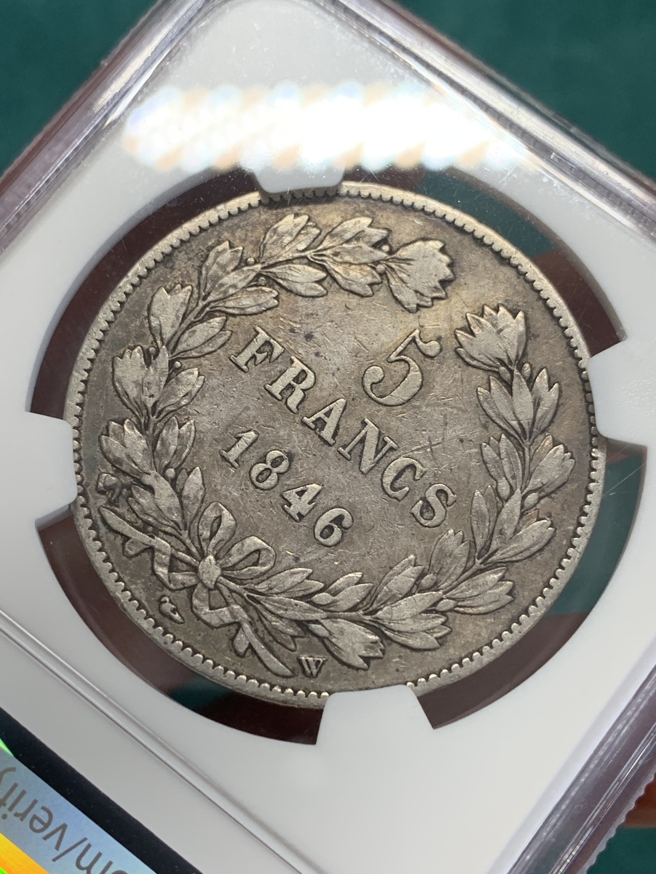 欢迎参加《竞宝斋》为国而庆 老张自藏专场 ，定制纪念章相赠 NGC XF 法国 1846 W版 菲利普 5法郎银币 原味包浆 自然流通 可以有分的