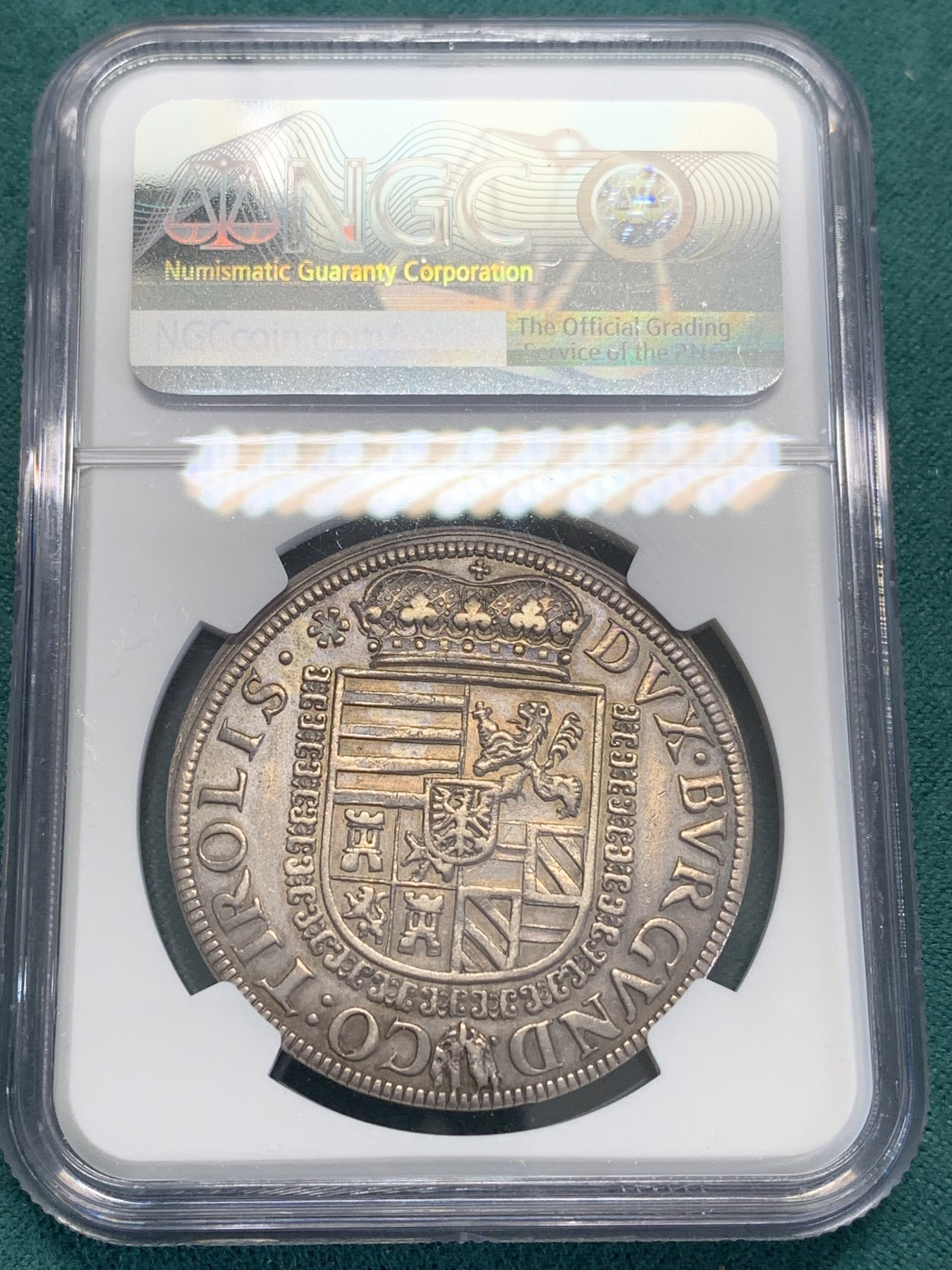 欢迎参加《竞宝斋》为国而庆 老张自藏专场 ，定制纪念章相赠 NGC XF 神圣罗马帝国 斐迪南二世 1564-95 泰勒大银币 400多年的岁月保持的这么好难得