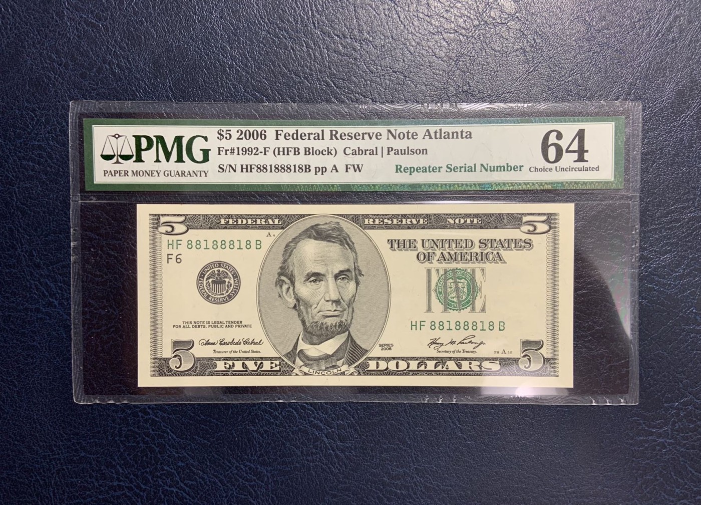 收藏联盟Quantum Auction 第294期拍卖 巴哈马彩背女王珍品 美国联邦储备券2006年5元 PMG64 重复号 倒置号 号码数2