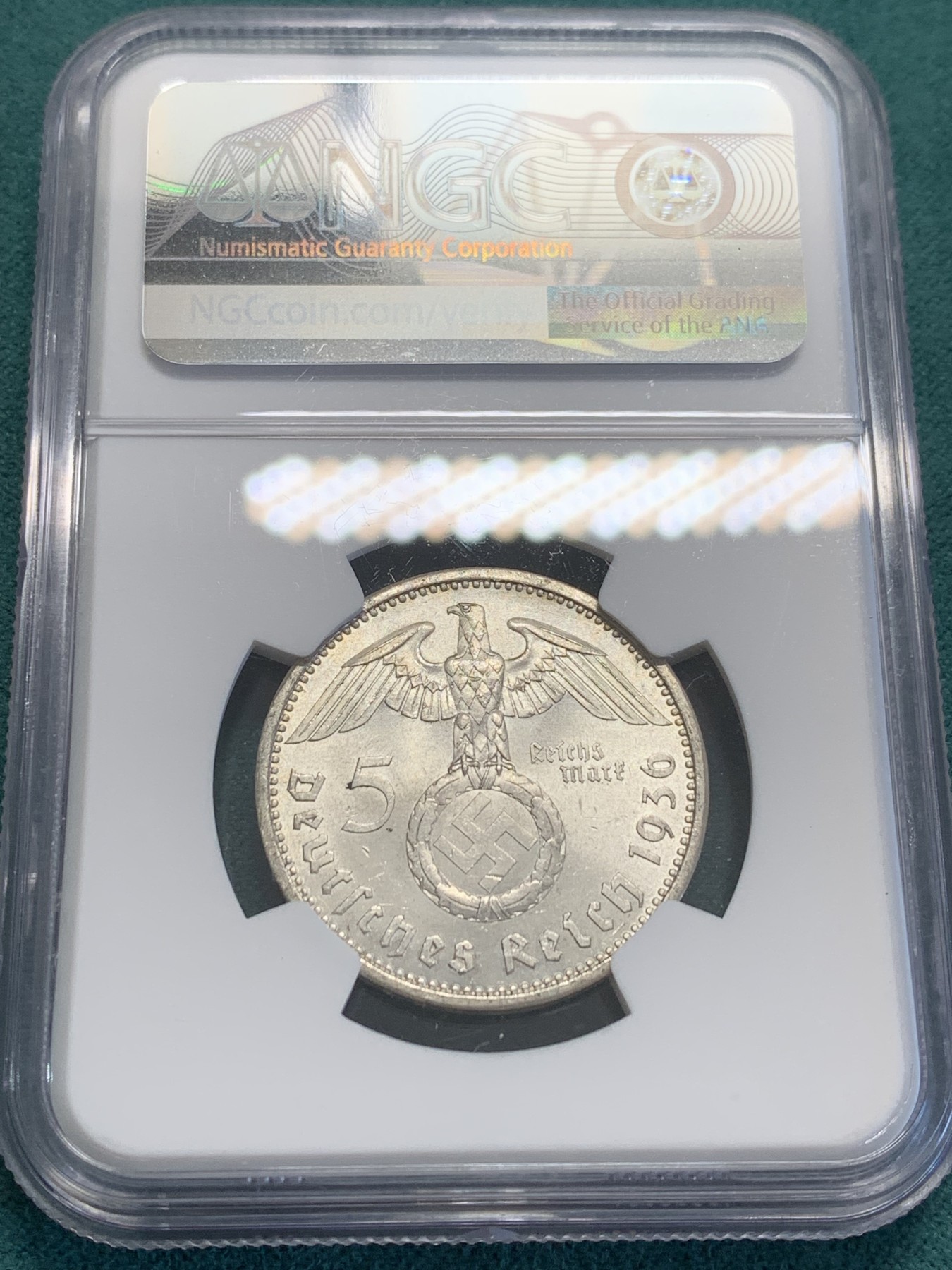 欢迎参加《竞宝斋》为国而庆 老张自藏专场 ，定制纪念章相赠 NGC MS63 德国 1936 兴登堡 5马克银币 转光 状态好