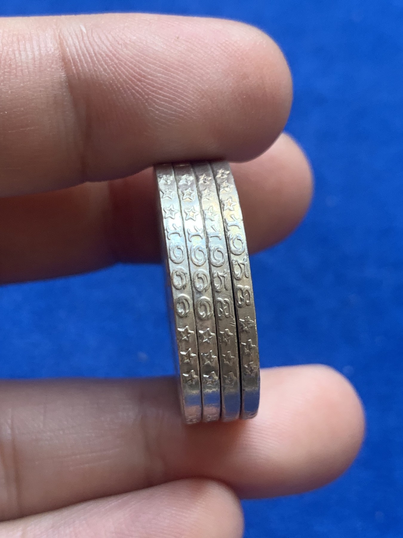 欢迎参加《竞宝斋》为国而庆 老张自藏专场 ，定制纪念章相赠 4枚一组 意大利帆船500里拉银币 未使用品 两枚1958年，两枚1966年